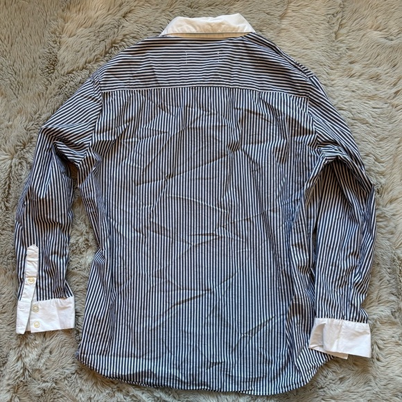 NEW Elizabeth and James Navy Striped Shirt with White Accents - Picture 2 of 3